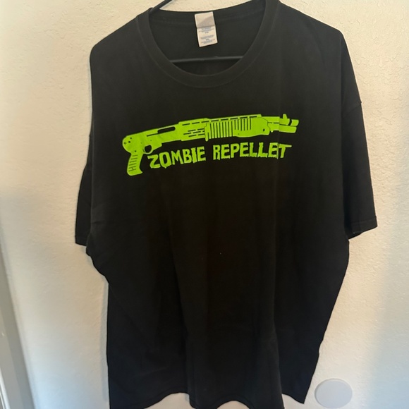 Resident Evil: The Umbrella Chronicles Promo T Shirt Video Games Tee CAPCOM XXL - Picture 1 of 3
